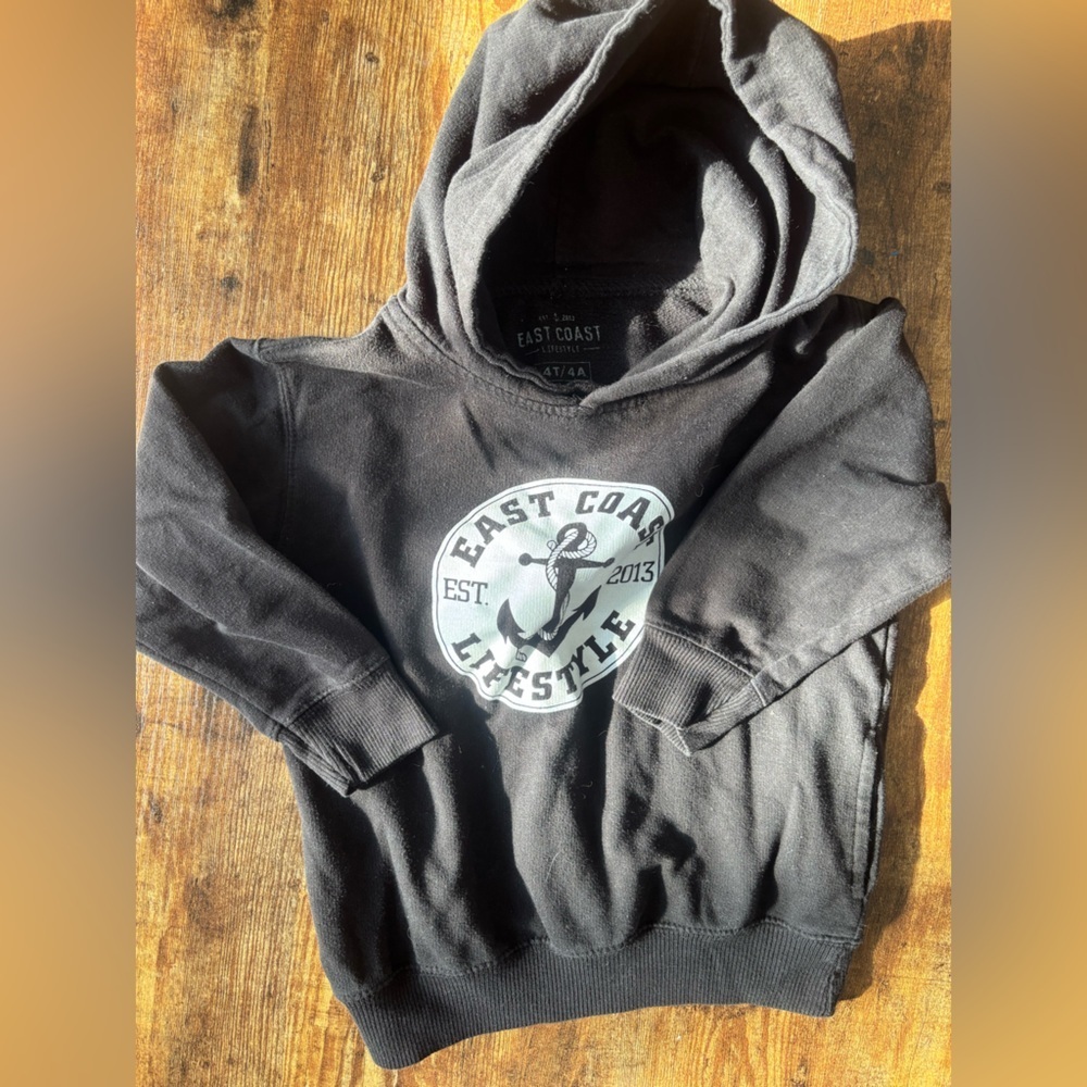 Black East Coast Lifestyle Hoodie size 4T